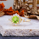 Luxury 4-Prong Round Cut Peridot Engagement Ring